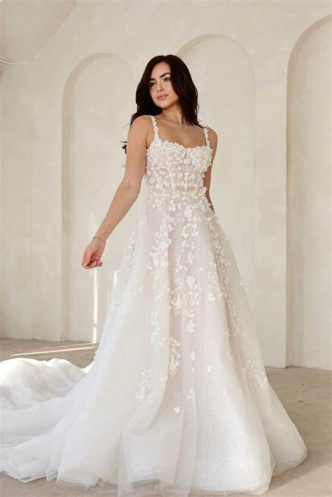 Wedding Dresses in the Greater Minneapolis St. Paul Area | Bridal Accents Couture