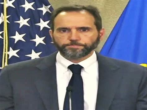 Judge agrees to special prosecutor's request to pause federal case ...