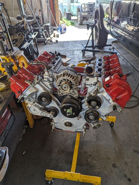 111.1 Compression Small Block Chevrolet Engine 的图像结果