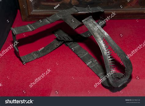 Medieval Chastity Belt Women Stock Photo 461984128 | Shutterstock