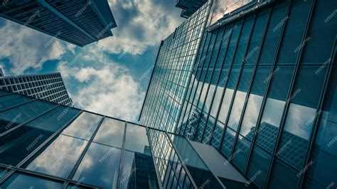 Commercial Skyscraper Design 的图像结果