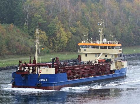 MAGNI R, Hopper Dredger - Details and current position - IMO 8956308 ...