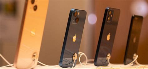 iPhone Maker Foxconn May Start Manufacturing Electric Vehicles In India