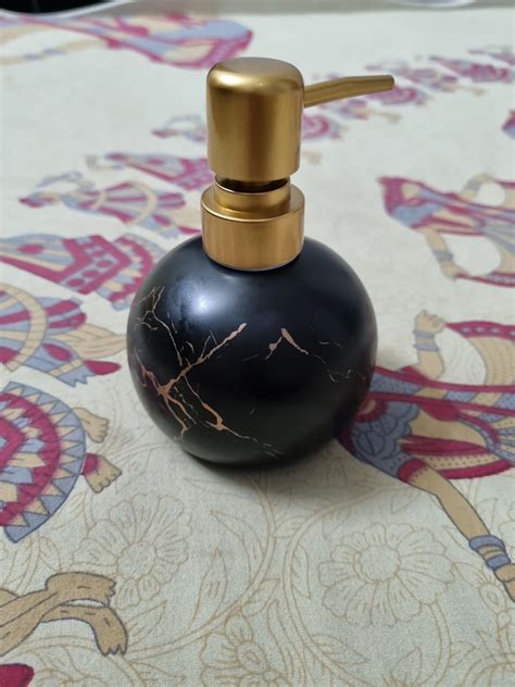 UMAI Liquid Soap Dispenser | Stoneware | Bathroom Sanitizer, Lotion ...