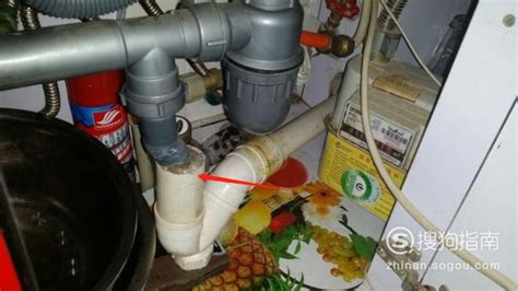 厨房下水道堵塞了怎么办？只需一个塑料瓶，一分钟就能疏通顺畅