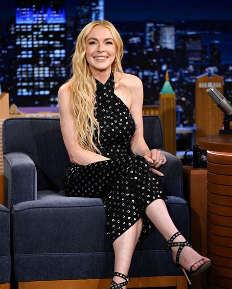 Lindsay Lohan's 'Tonight Show' Look: A Masterclass in Understated ...