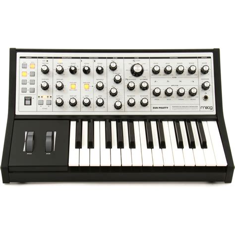 Moog Sub Phatty Analog Synthesizer - Nearly New at Gear4music