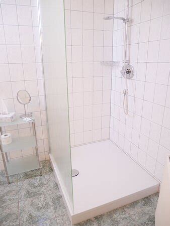 PENSION GRUNES HERZ (Tonndorf) - Guesthouse Reviews, Photos, Rate ...