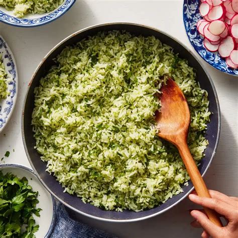 Amazing Green Rice: Vibrant Mexican-Inspired Side Dish