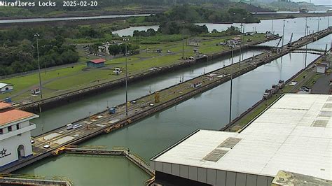 Webcam Panama Canal: Miraflores Locks