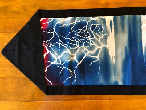 Quick and Easy Table Runner Tutorial 的图像结果