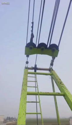 Good condition Crawler Crane Hot Selling Type zoomlion 100 ton cheap ...
