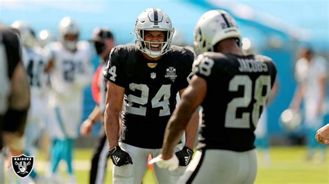 Pin by Lonnie Crain on pictures. | Oakland raiders, Football helmets ...