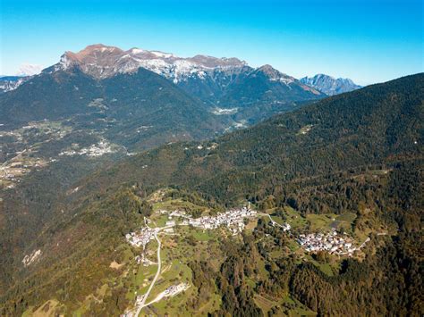 Sovramonte and its Pom Prussian