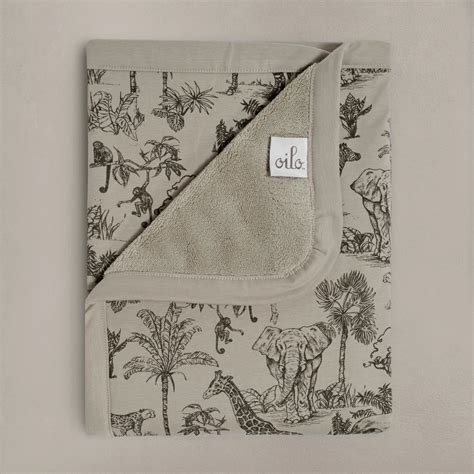 Oilo Vintage Safari Cuddle Plush Infant Blanket – Crib & Kids