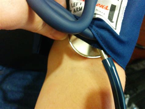 How to Manually Take Blood Pressure : 10 Steps (with Pictures) - Instructables