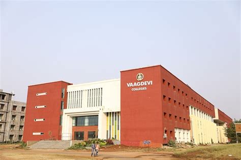 Vaagdevi Engineering College Warangal B.Tech Review by Student ...