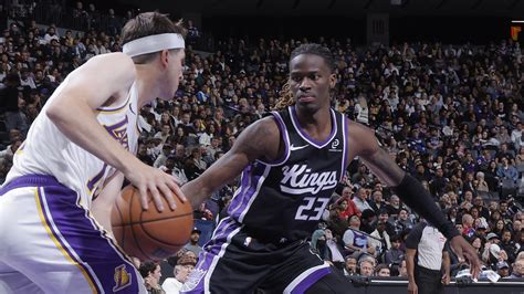 Ja Morant Responds to Knicks Fan Recruiting Him on Video Amid NBA Trade ...