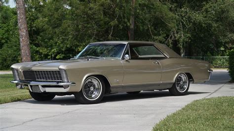 1965 Buick Riviera Gran Sport Has a Great V8 Engine and a Mafia ...