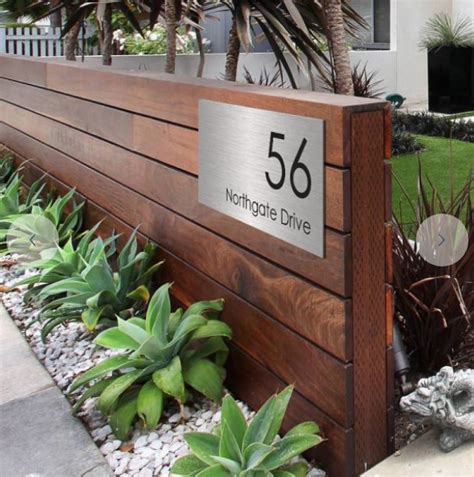 Custom Local Signs 的图像结果