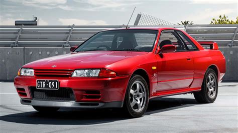 Help Nissan find the stolen R32 Skyline GT-R from their Heritage Collection | Japanese Nostalgic Car