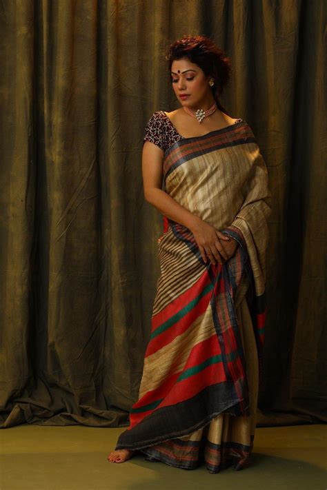 Beige Pure Ghicha Eri Silk Handloom Saree With Red Pallu – Six Yard Story