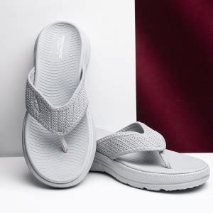 Slippers & Flip Flops For Womens - Buy Ladies Slippers, Chappals & Flip ...