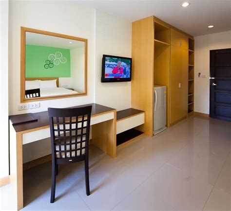 PHAVINA HOTEL RAYONG - Apartment Hotel Reviews, Photos, Rate Comparison ...