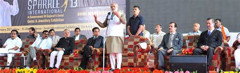 CM gives Mantra of 'zero-defect' for manufacturing sector to shine!