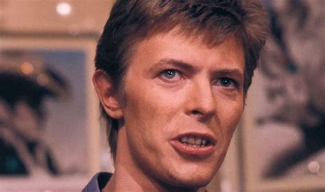 David Bowie eye: Was David Bowie blind in one eye? Why his eyes 'were ...