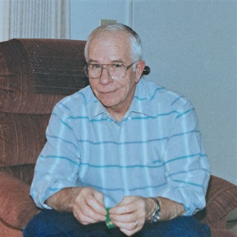 Obituaries | Dahl Funeral Chapel