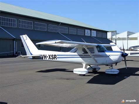 Cessna-152-Cockpit-2 - Alpha Flying India - Der Blog übers Freizeitfliegen