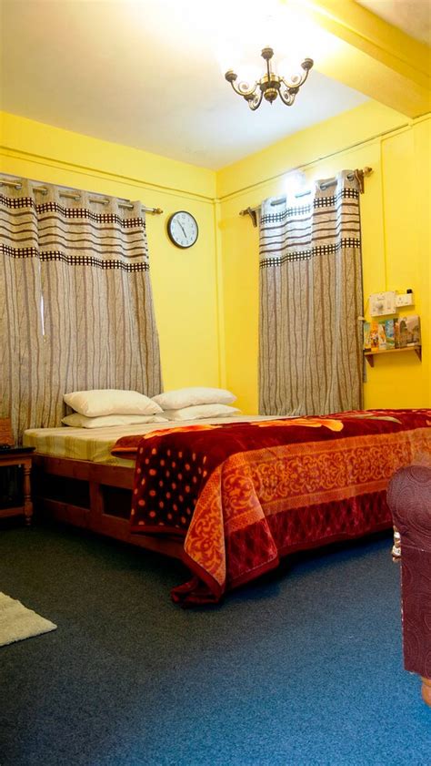 ADARSH HOME STAY BY TULINGO (Kalimpong, West Bengal) - B&B Reviews ...
