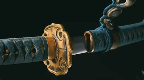 Bastard Sword vs Longsword (Battle of the Knights)