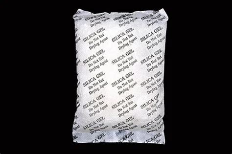 Silica Gel - CRYSTAL Blue Silica Gel ( 4-8mm ) Trader - Wholesaler ...