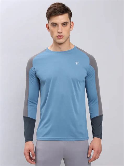 Men Slim Fit Crew Neck T-shirt with Techno Cool+