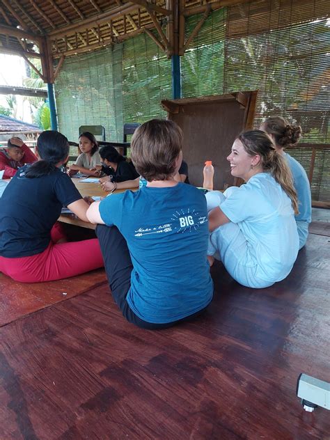 Freiwilligenarbeit in einer Schule auf Bali