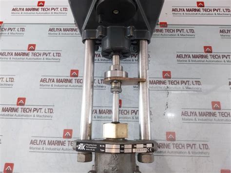 Rtk St5112-33 Electric Actuator With Control Valve Mv5211 0.52 Mm/S 3 ...