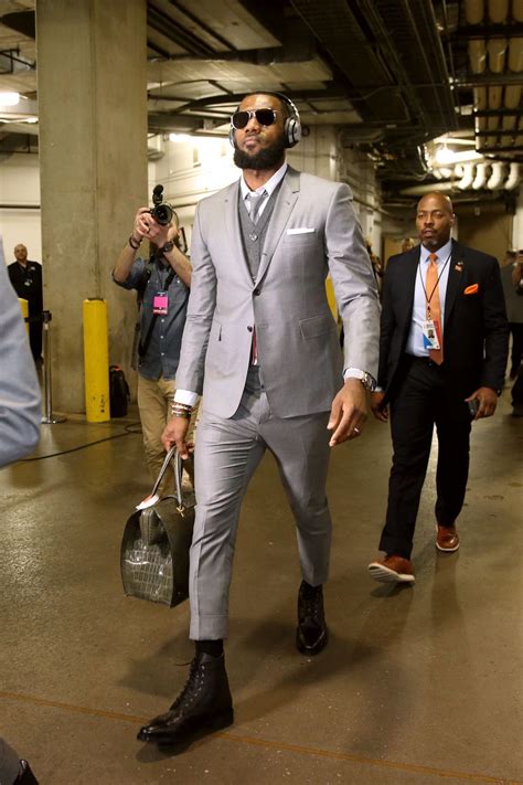 LeBron James And The Cavaliers Wore Matching Suits With $41K Bags To ...