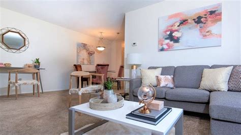 Welcome to Chapel Manor