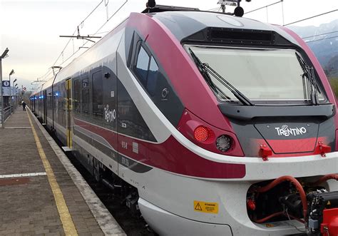 Kein Deutsch in neuen Trenitalia Zügen - UnserTirol24