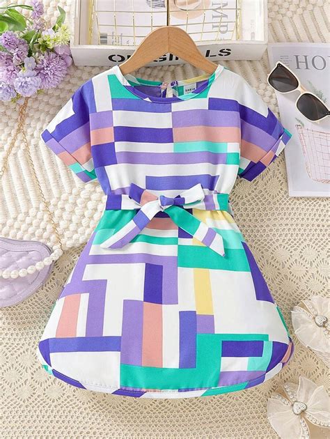 SHEIN Young Girl Geo Print Batwing Sleeve Belted Dress | SHEIN USA