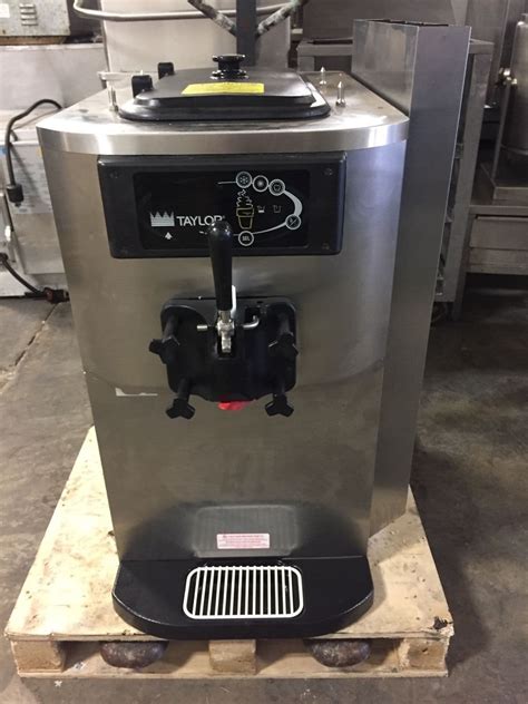 Taylor C709 C709-27 Soft Serve Ice Cream Machine-----1600$ | tradekorea