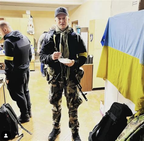 Pink Floyd's Latest Song Has Vocals By Brave Ukrainian Singer Who ...