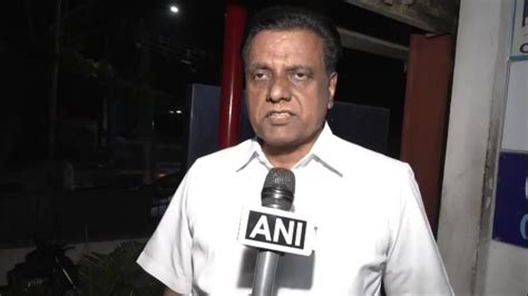 'पूर्व प्रधानमंत्रियों की समाधि पर पहुंचे राहुल गांधी लेकिन...', पीवी ...