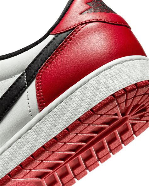 Air Jordan 1 Low OG 'Chicago' (HQ6998-600) release date. Nike SNKRS