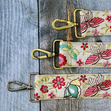 What to Look for in a Durable Adjustable Bag Strap? - buckleitupstore