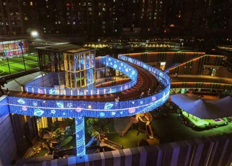 南京商场原创IP主题展创意美陈是流量竞争焦点-依塔斯景观空间
