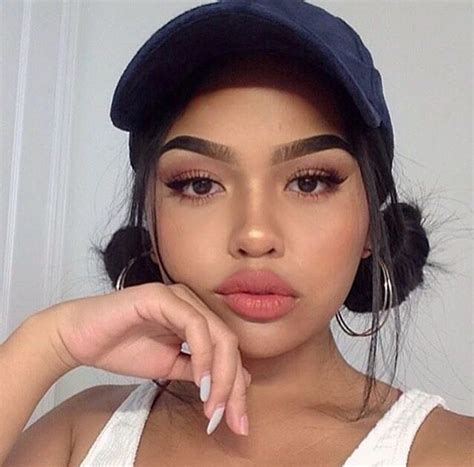 baddie makeup looks natural