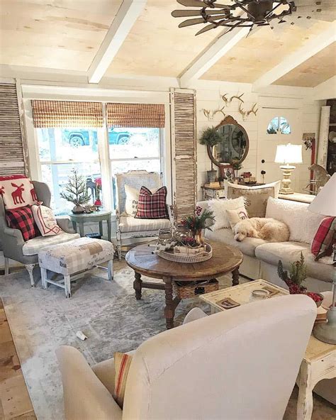 The 60 Best Farmhouse Living Room Ideas - Interior Design